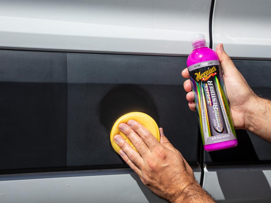 Meguiar's Hybrid Ceramic Trim Restorer 473ml - G220316